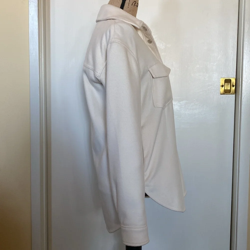 Abercrombie & Fitch Ivory Shirt/Jacket - Picture 7 of 8